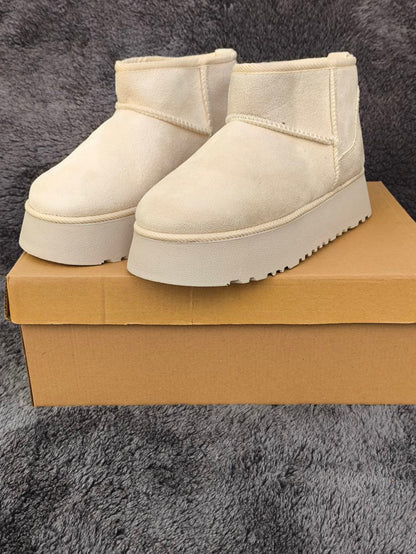 UGG Platform Bej Renk/Çorap Hediyeli