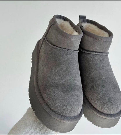 UGG Platform Gri Renk/Çorap Hediyeli