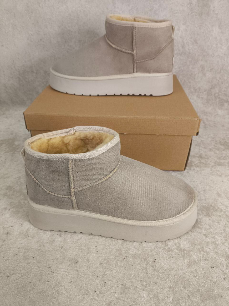 UGG Platform Bej Renk/Çorap Hediyeli